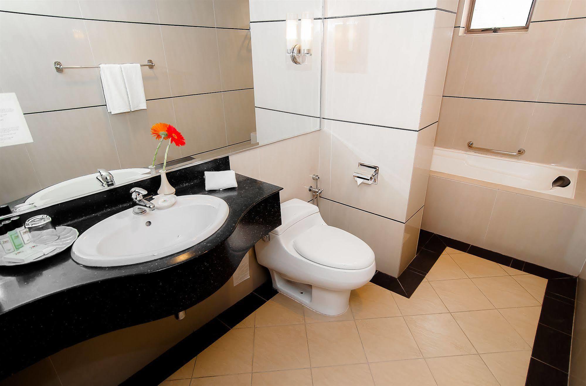The Zon All Suites Residences On The Park Kuala Lumpur Extérieur photo