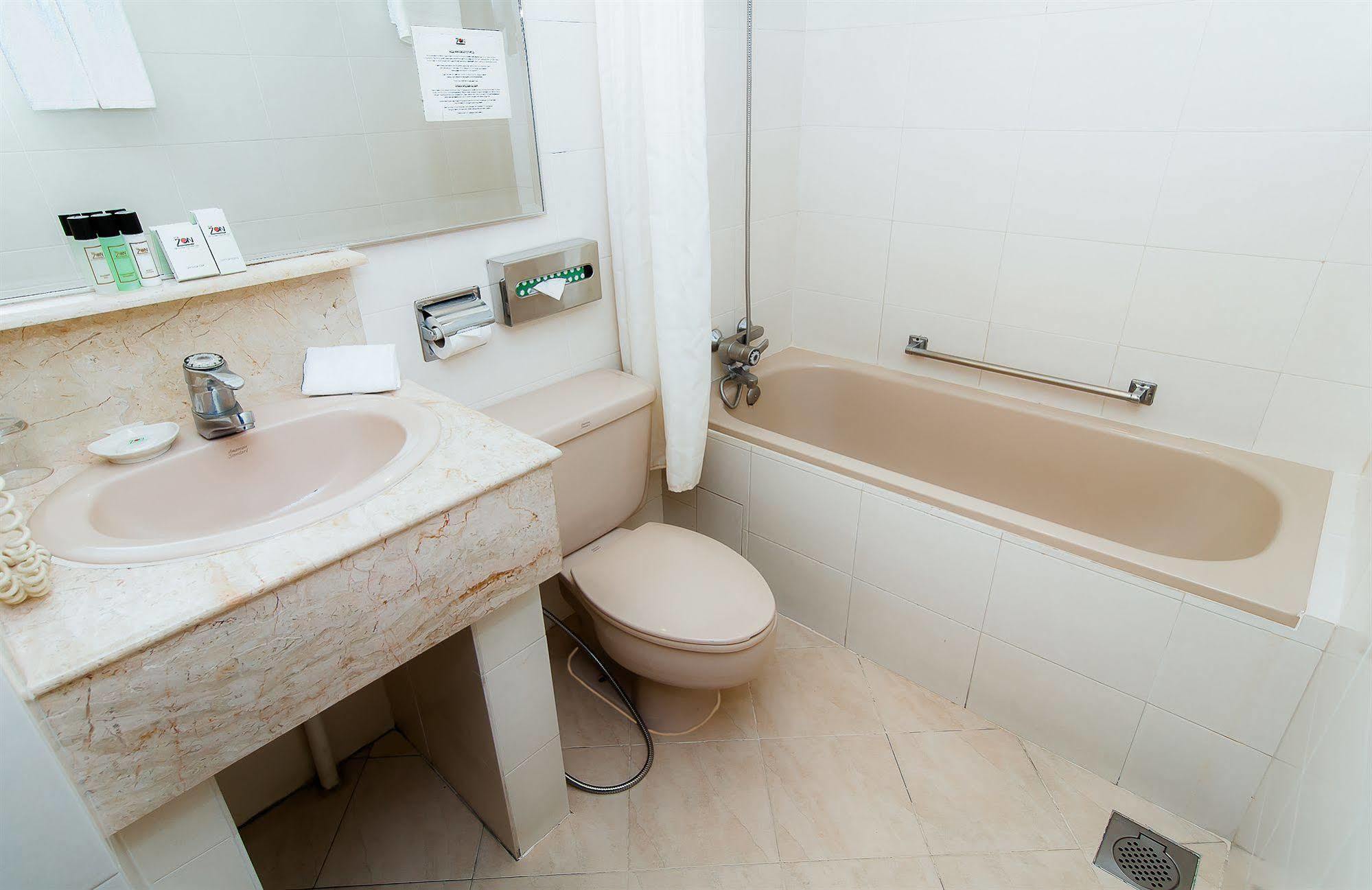 The Zon All Suites Residences On The Park Kuala Lumpur Extérieur photo